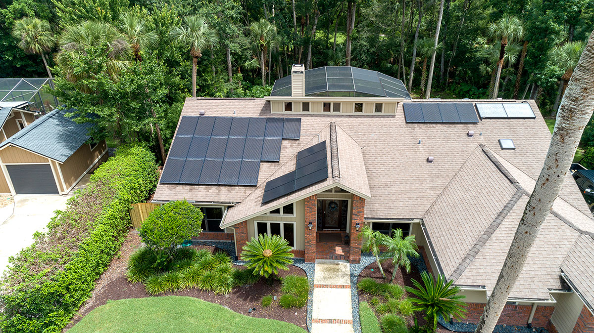 Solar Shingle Roof PV